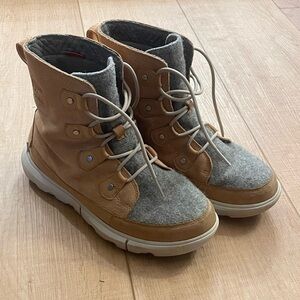 Sorel Explorer II Joan Gray and Tan Boot